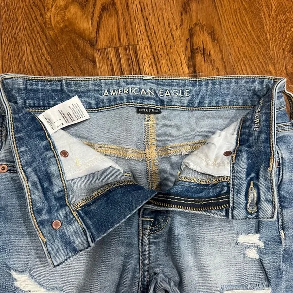 AMERICAN EAGLE denim shorts - Picture 3 of 7